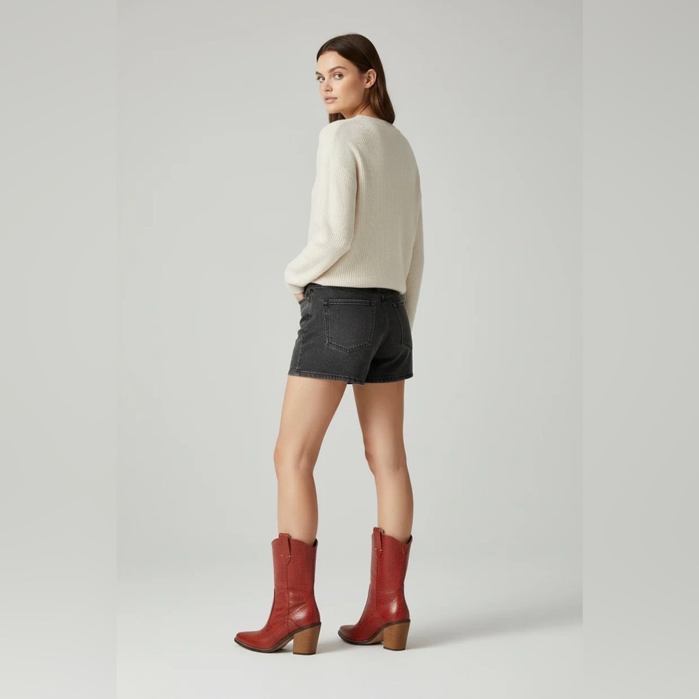 Rodeo Ruby Paneled Western Boots - Picture 6 of 13